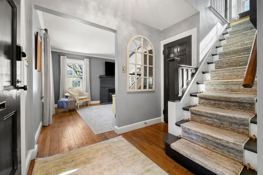 97 Pleasant St, Milton, MA 02186 - #3