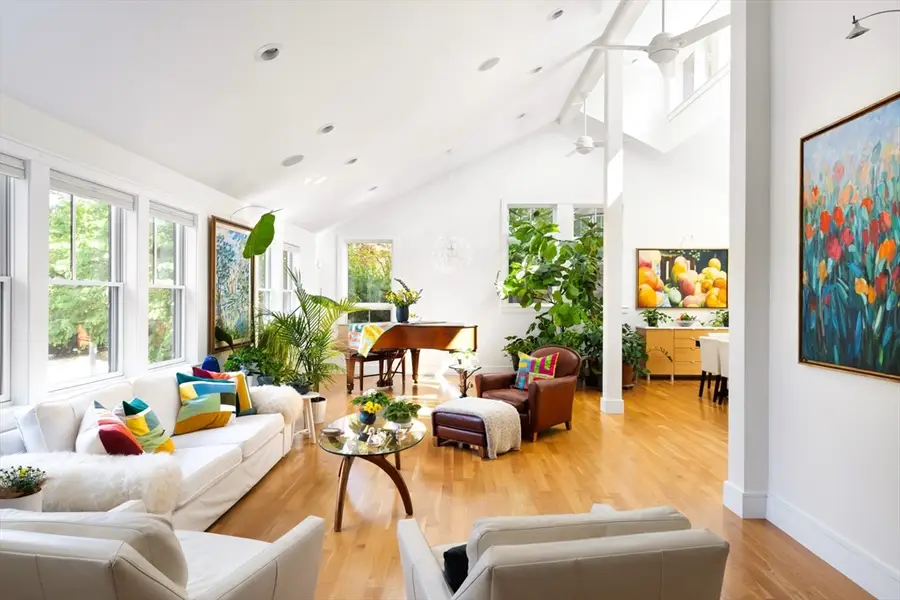 34 Hyslop Road, Brookline, MA 02445 - #3