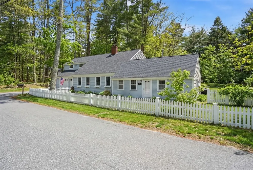 18 King Phillips Path, Duxbury, MA 02332 - #1