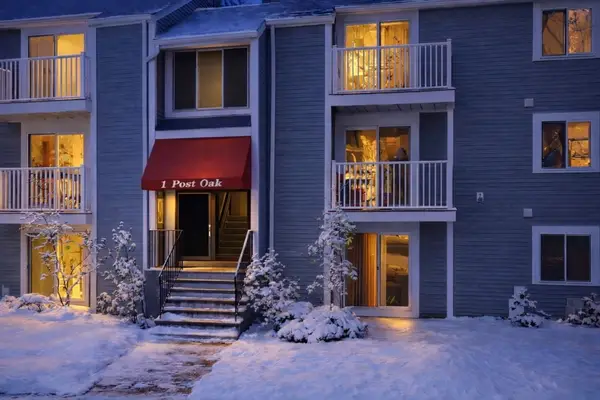 1 Post Oak Ln #19, Natick, MA 01760