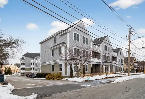 77 Court St #107, Newton, MA 02458