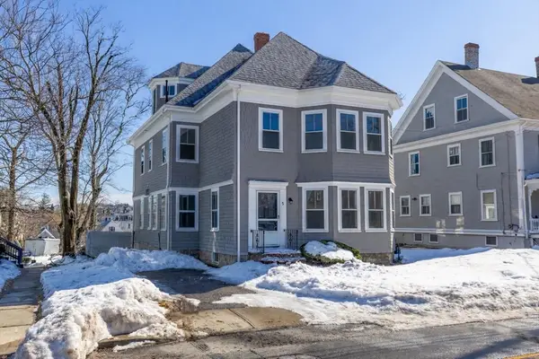 5 Lothrop St, Plymouth, MA 02360