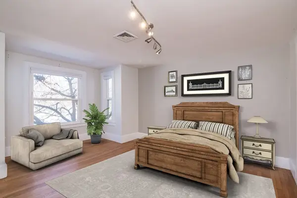 21 Lyman Rd #B, Northampton, MA 01060