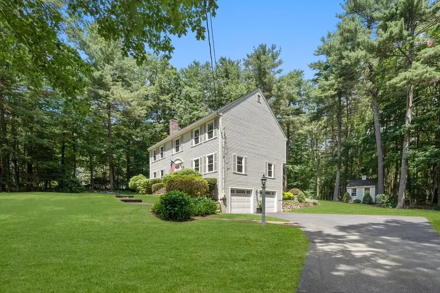 37 Valleywood Rd, Hopkinton, MA 01748 - #2