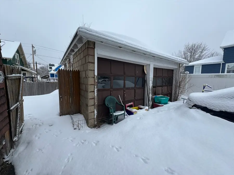 187 Chester St, Fitchburg, MA 01420 - #3