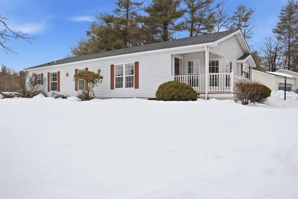 402 Blueberry Cir, Middleboro, MA 02346 - #1