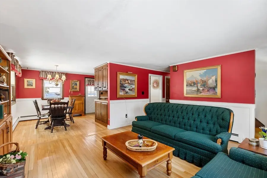 85 Martin Street, Essex, MA 01929 - #3