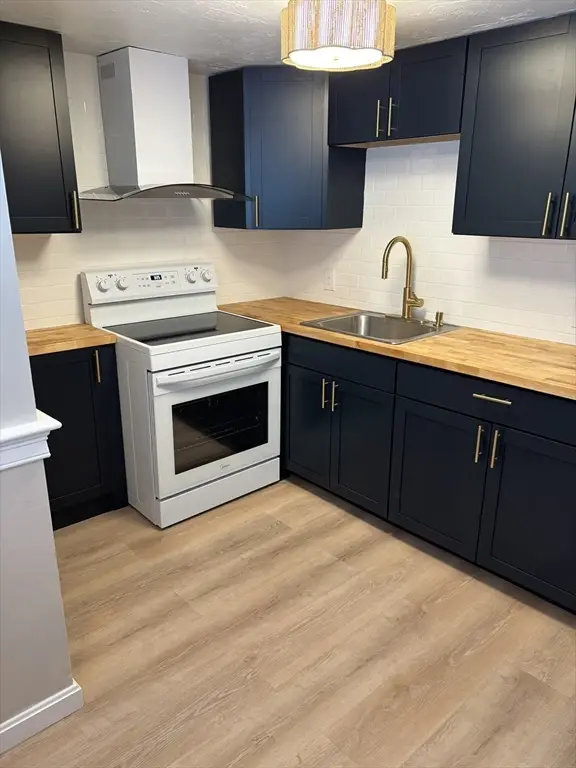 2 Tideview #8, Plymouth, MA 02368