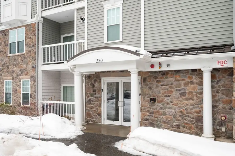 220 Martins Landing #410, North Reading, MA 01864 - #2