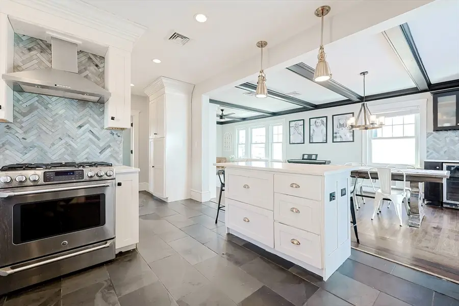 42 Westglow St, Boston, MA 02122 - #3