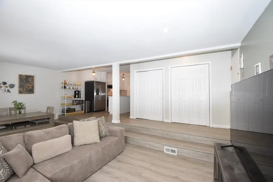 206 Tall Oaks Dr #L, Weymouth, MA 02190 - #2