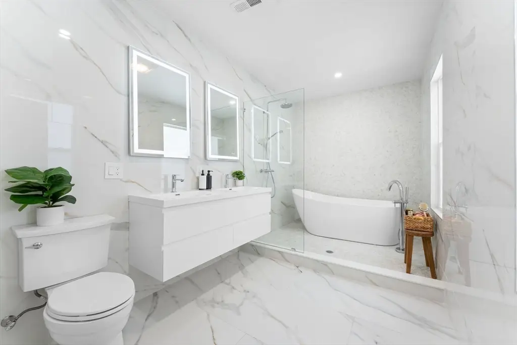 86 Cypress St #1, Watertown, MA 02472 - #1