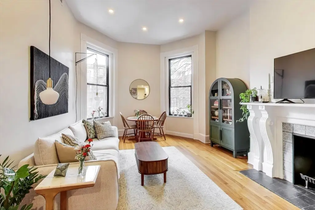 298 Commonwealth Ave #202, Boston, MA 02116 - #1