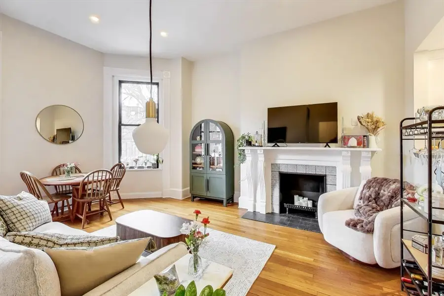 298 Commonwealth Ave #202, Boston, MA 02116 - #2