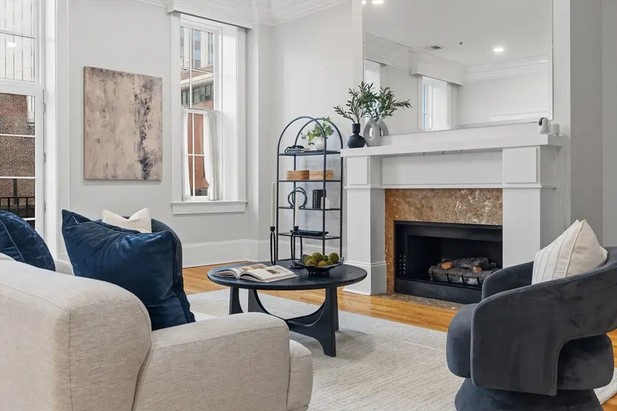 41-43 Phillips St #8, Boston, MA 02114 - #2