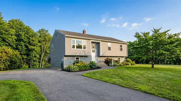 6 Jennifer Dr, Granby, MA 01033