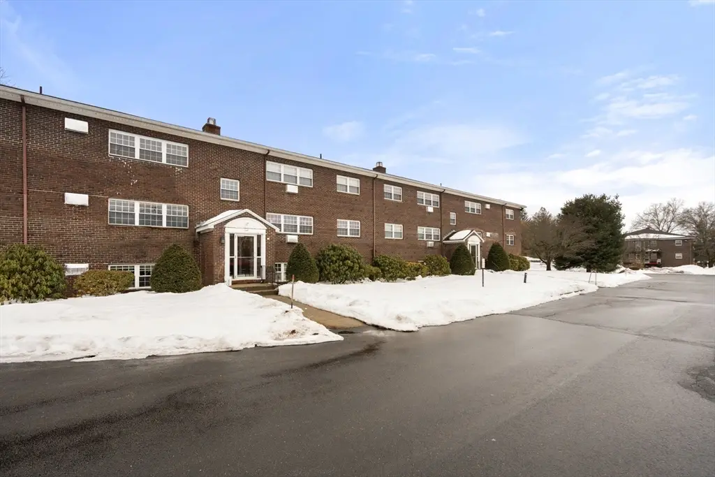 147 Milk St #18, Westborough, MA 01581 - #1