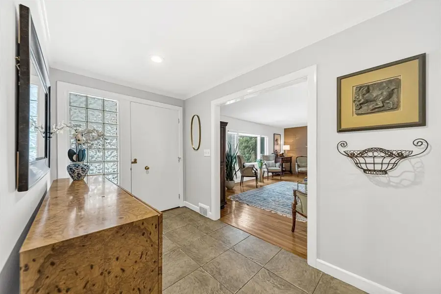 90 Elmwood Rd, Wellesley, MA 02481 - #3