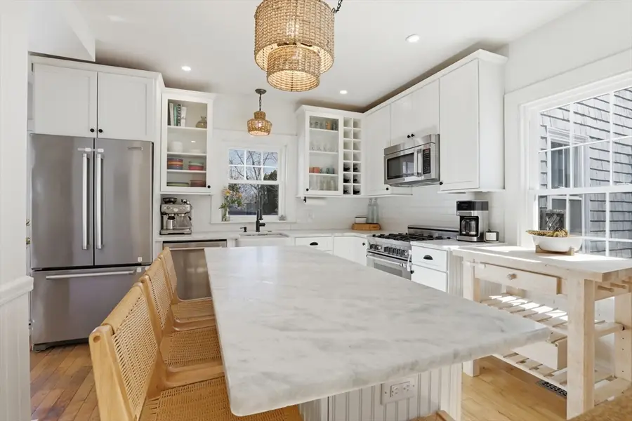 6 Atkinson St, Newburyport, MA 01950 - #2