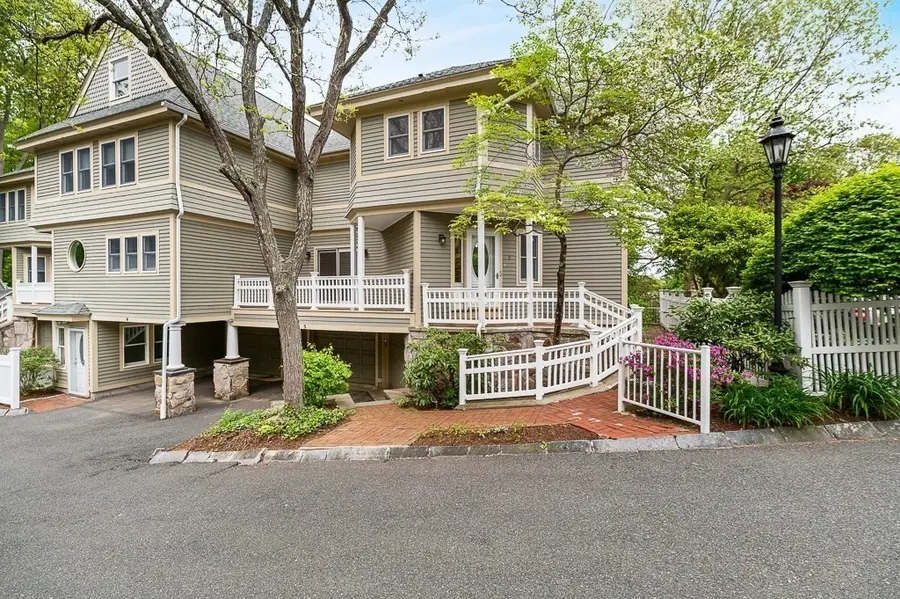 21 Pine Street #5, Manchester, MA 01944 - #3