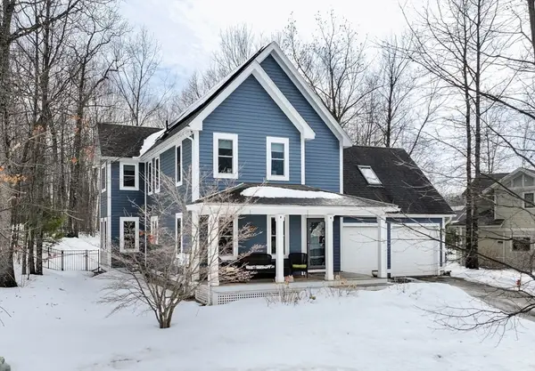 72 Emerson Way, Northampton, MA 01060