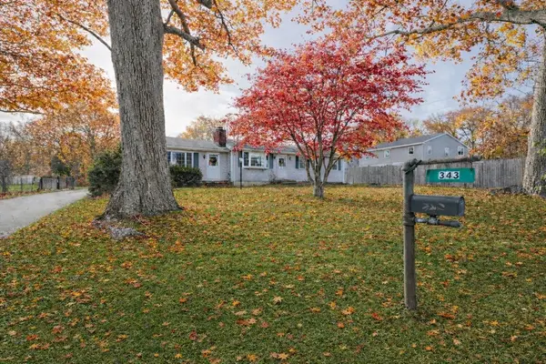 343 American Legion Hwy, Westport, MA 02790