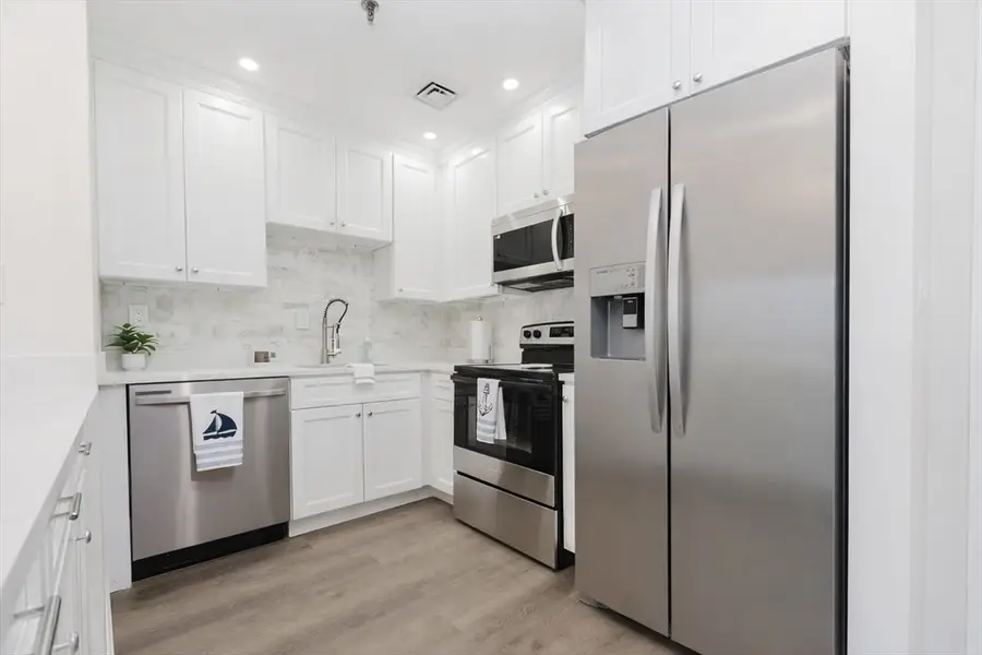 90 Quincy Shore Dr #803, Quincy, MA 02171 - #3