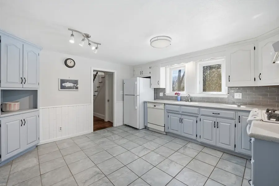 42 Carroll Street, Springfield, MA 01118 - #3