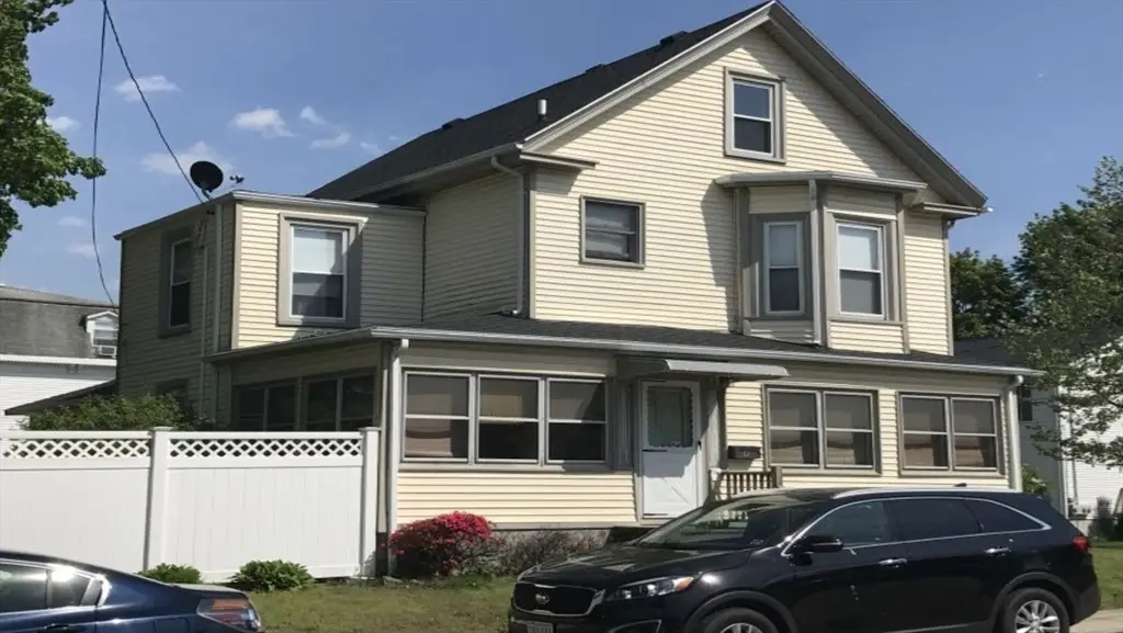 13 Wright St, Stoneham, MA 02180 - #1