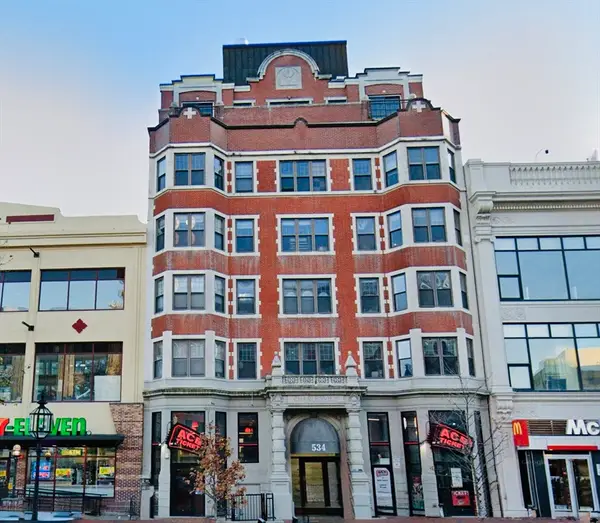 534 Commonwealth Ave #3A, Boston, MA 02215