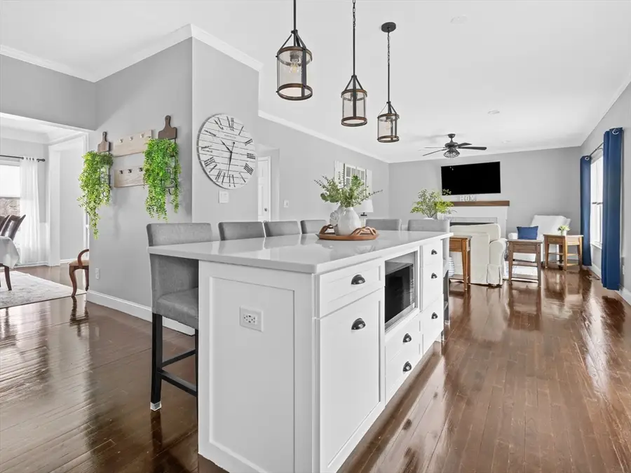 244 Robert Rd, Marlborough, MA 01752 - #3