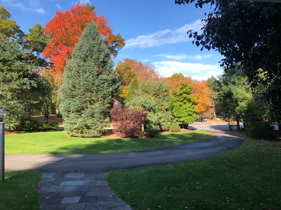 57 Brierbrook St, Milton, MA 02186 - #3