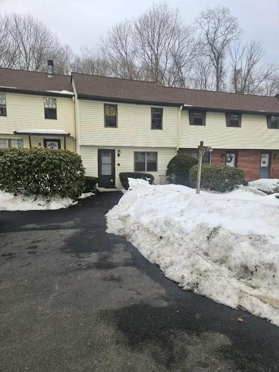 935 Methuen St #13, Dracut, MA 01826 - #2