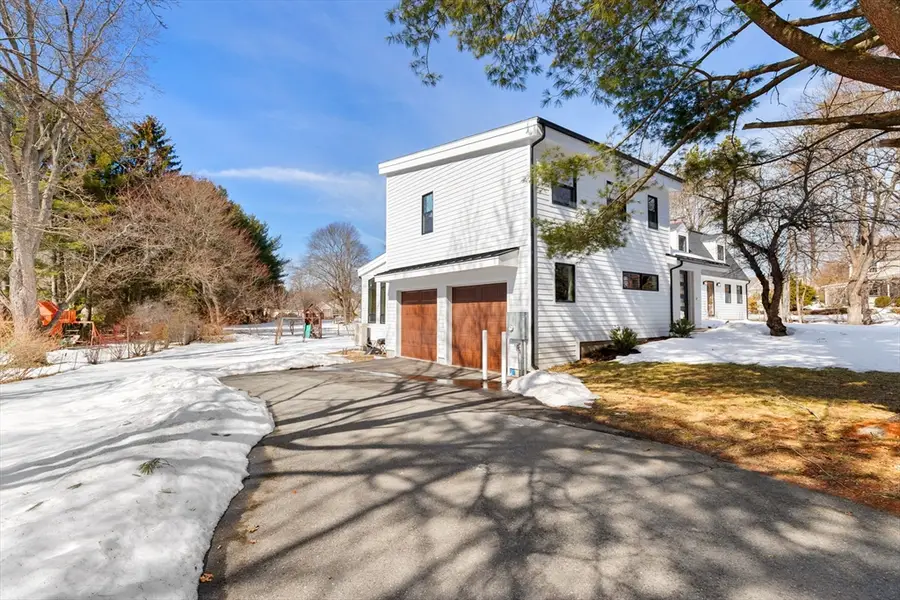 1 Maureen Rd, Lexington, MA 02420 - #3