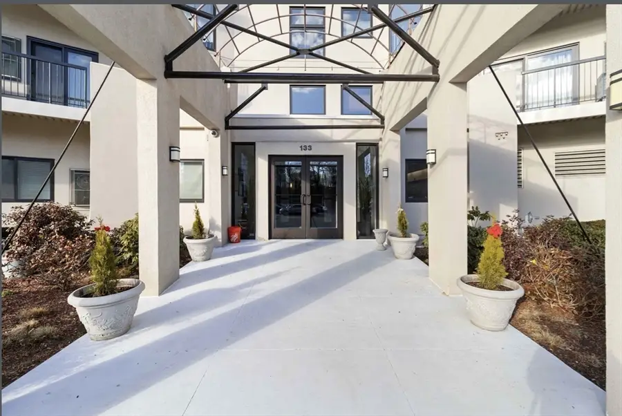 133 Commander Shea Blvd #219, Quincy, MA 02171 - #2