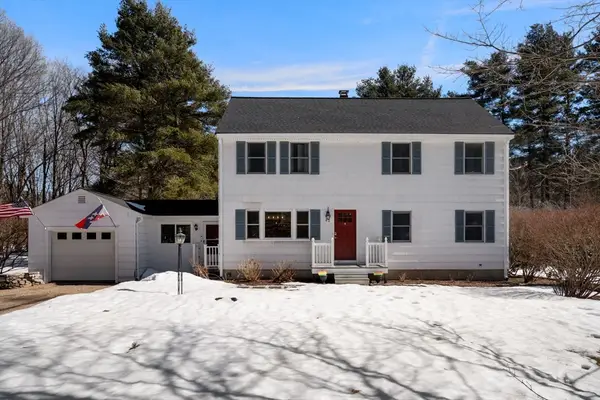 92 Seekonk St, Norfolk, MA 02056