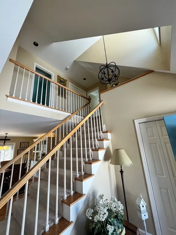 3 Dogwood Cir, Haverhill, MA 01832 - #2