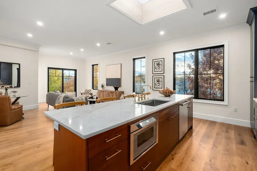 34 Vinton Street #PH4, Boston, MA 02127 - #3