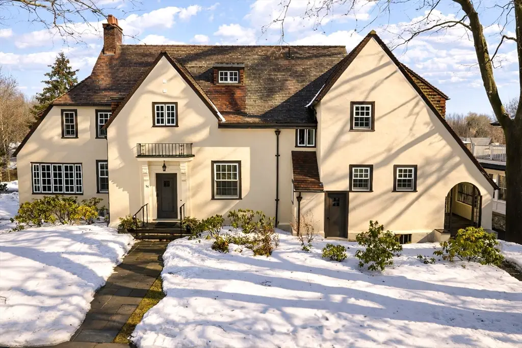 55 Penniman Rd, Brookline, MA 02445 - #1