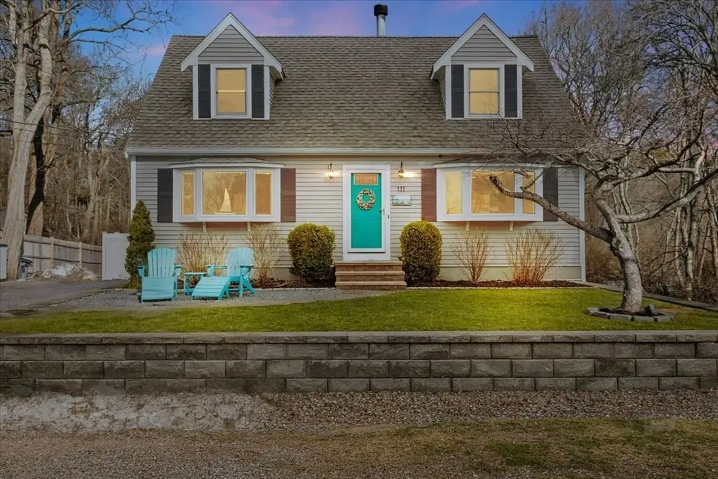 111 Pinecrest Beach Dr, Falmouth, MA 02536 - #1