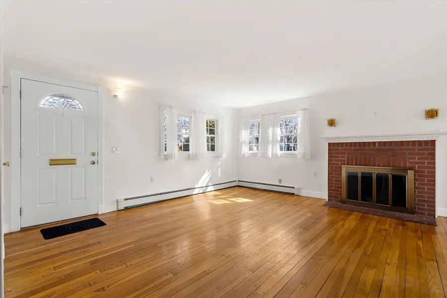 10 Lodge Rd, Nahant, MA 01908 - #3