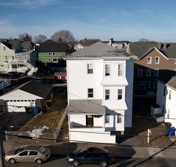 582 Cambridge St, Fall River, MA 02721