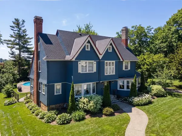 25 Kenwood Ave, Worcester, MA 01605