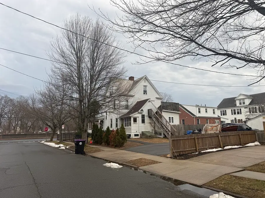 2129 Northampton St, Holyoke, MA 01040 - #3