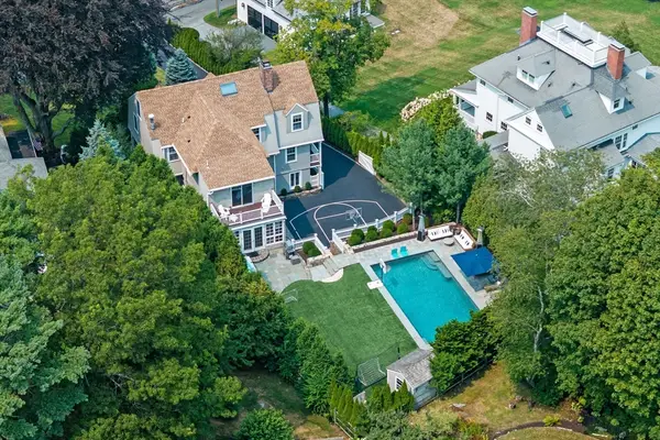 59 Harbor Ave, Marblehead, MA 01945