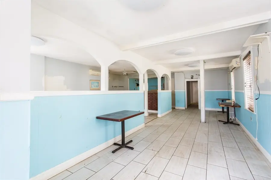 4 E Main St, West Brookfield, MA 01585 - #2