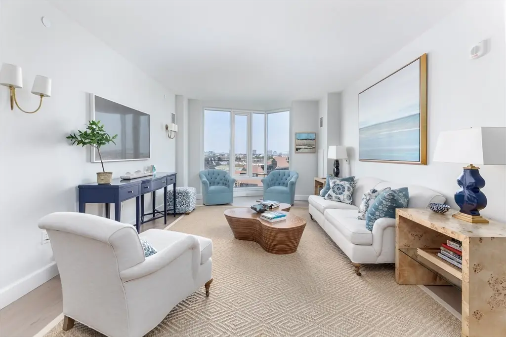 100 Lovejoy #8J, Boston, MA 02114 - #1