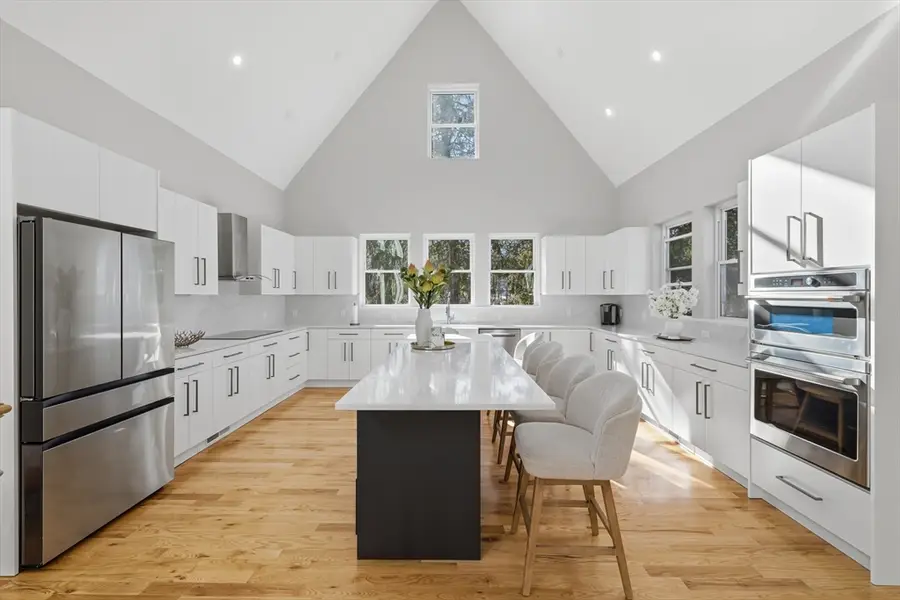 270 Brayton Rd, Tiverton, RI 02878 - #2