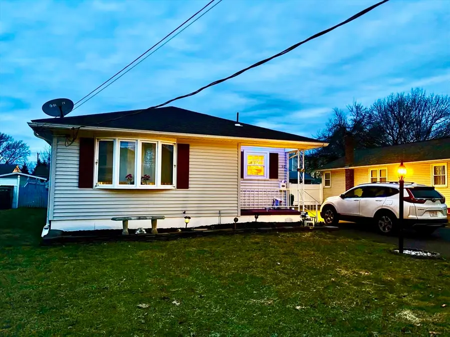 30 Catherine St, Chicopee, MA 01013 - #3