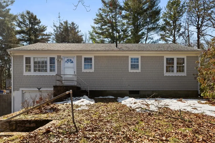 290 Main St, Mashpee, MA 02649 - #3